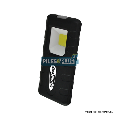 OELBL2P-lampe-compacte-led-magnet-clip-3aaa-aqpro-2.png